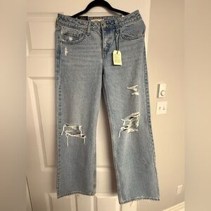 Distressed Light Blue Low Loose